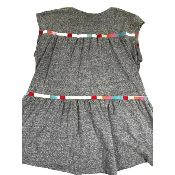 Savanna Jane Small Gray Embroidered Cap Sleeve Top - Picture 2 of 4